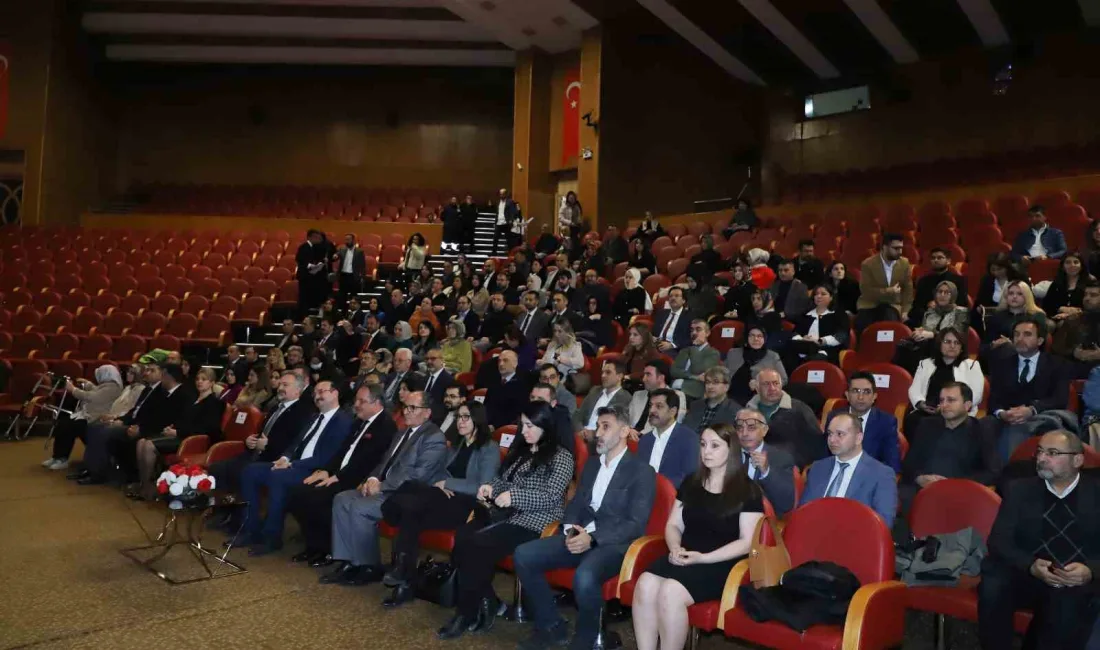 Atatürk Üniversitesi, akademik başarıları teşvik etmek amacıyla düzenlediği törende, bilimsel