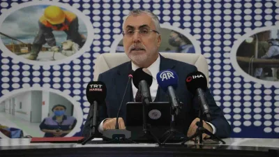 Çalışma ve Sosyal Güvenlik Bakanı Vedat Işıkhan, Hatay'da yaptığı açıklamada
