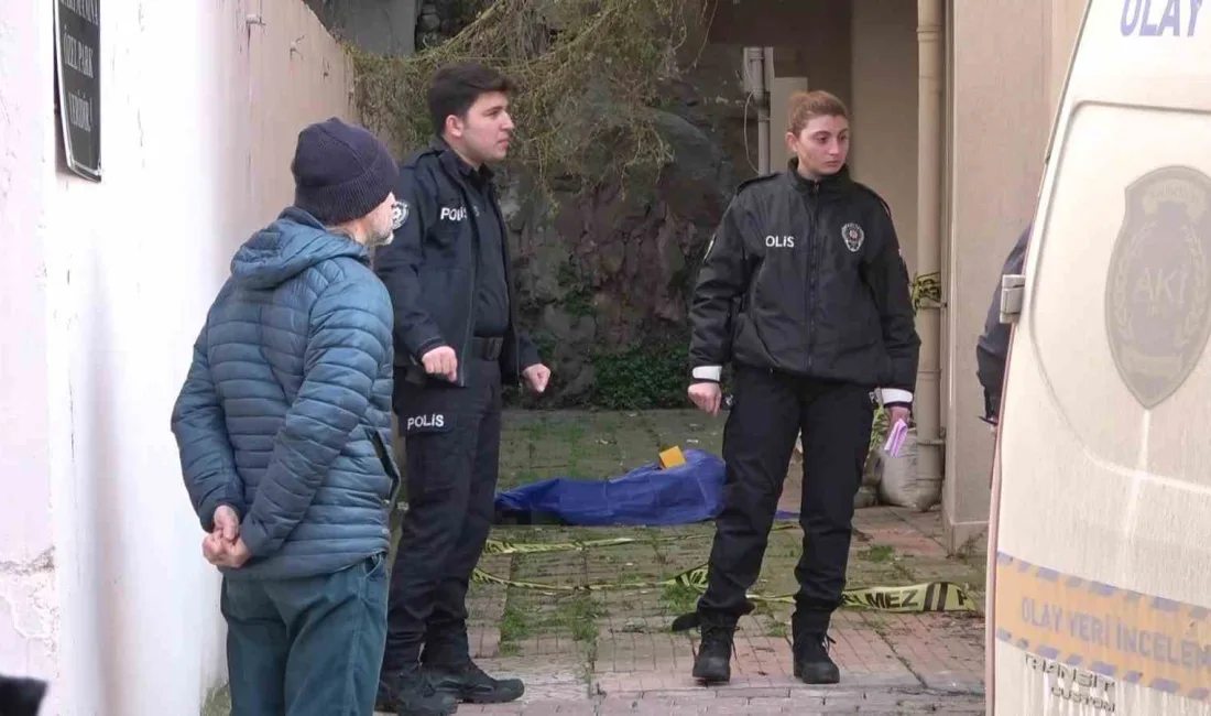 İzmit'te 7 katlı apartmanın 6. katındaki balkondan düşen Zülfü Demir