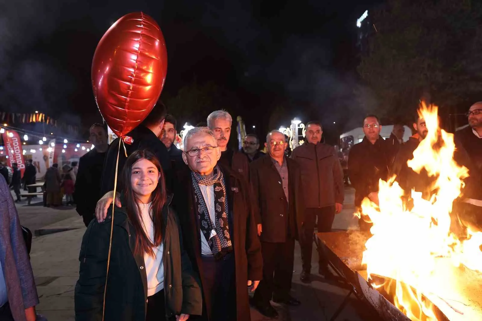 Kayseri Büyükşehir Belediye Başkanı Dr. Memduh Büyükkılıç, eşi Dr. Necmiye