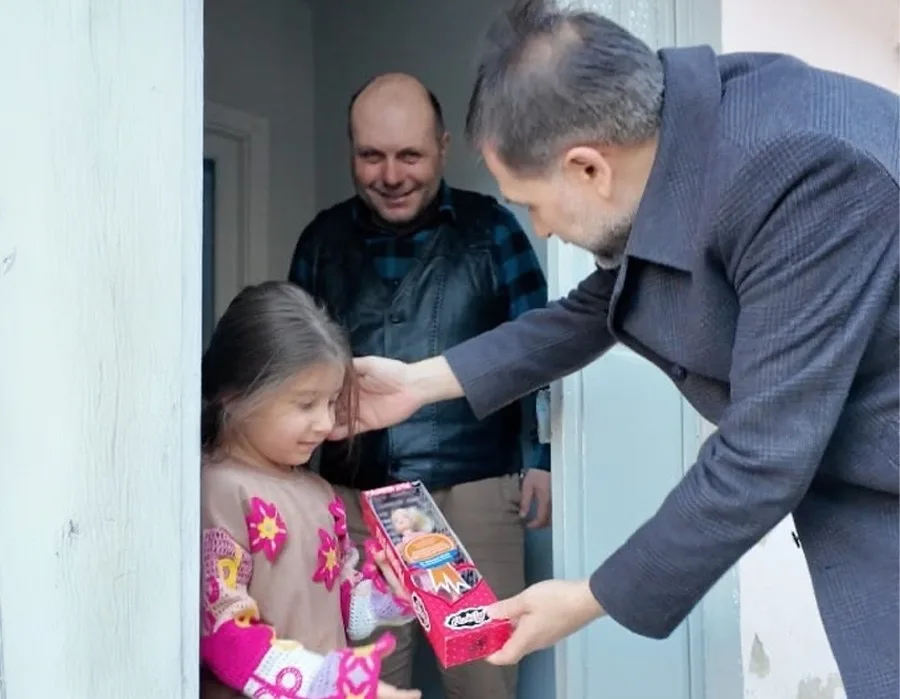 Erzurum Yakutiye Belediye Başkanı Dr. Mahmut Uçar, mesai arkadaşlarını Ramazan