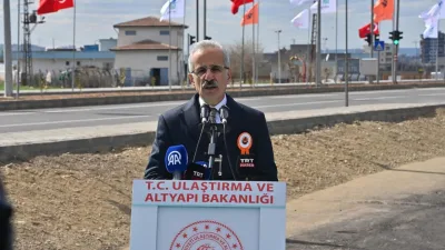 Ulaştırma ve Altyapı Bakanı Abdulkadir Uraloğlu, Batman-Hasankeyf Yolu’nu düzenlenen törenle