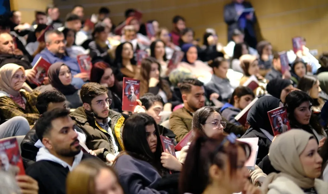 Bayburt Valisi Mustafa Eldivan, Prof. Dr. Gökhan Budak Konferans Salonu’nda