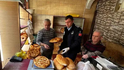 Bayburt’ta Ramazan ayında fırın denetimlerini gerçekleştiren Zabıta Müdürlüğü ekipleri, gramaj