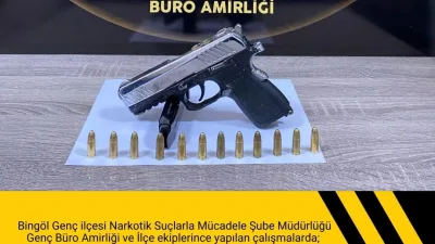 Genç ilçesinde yapılan operasyonda ruhsatsız bir silah ele geçirildi. Polis