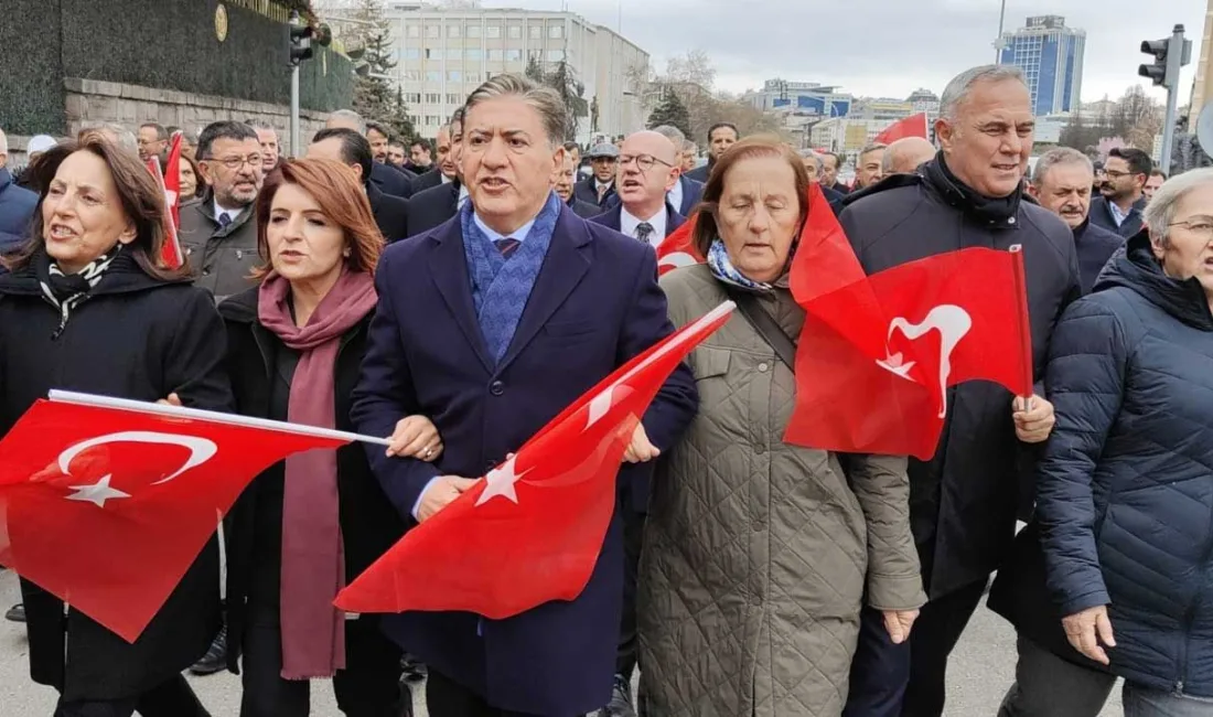 CHP Milletvekilleri, İstanbul Büyükşehir Belediye Başkanı Ekrem İmamoğlu'nun yürütülen soruşturma