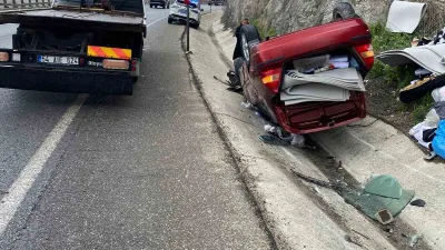 Sakarya'nın Geyve ilçesinde D-650 kara yolunda otomobil takla attı. Sürücü