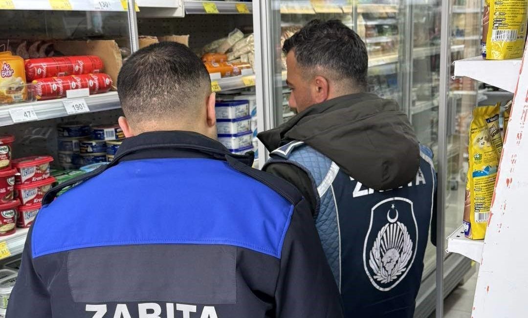 Demirözü Belediyesi Zabıta Müdürlüğü, Ramazan öncesi market denetimlerini artırdı. Etiket