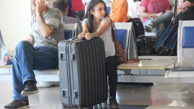 Erzincan'da vatandaşlar, bayram tatilini aileleriyle geçirmek amacıyla otogara hücum etti.