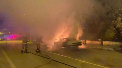 Erzincan Mimarsinan Mahallesi'nde seyir halindeki Fiat Tofaş araç aniden alev