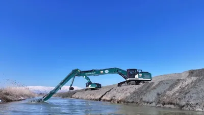 Erzincan'da DSİ 8. Bölge Müdürlüğü, Akyazı Mahallesi'ndeki ana tahliye kanalında