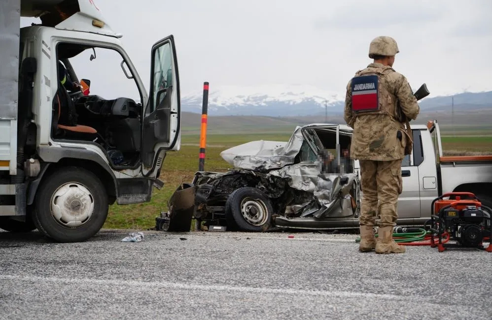 Erzurum'da Şubat ayında 9 yaralamalı trafik kazası meydana geldi. Jandarma