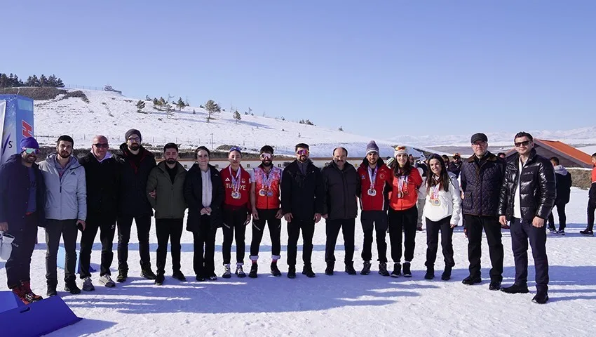 Erzurum Teknik Üniversitesi'nin sporcuları Biathlon Türkiye Şampiyonası'nda 10 madalya kazandı.