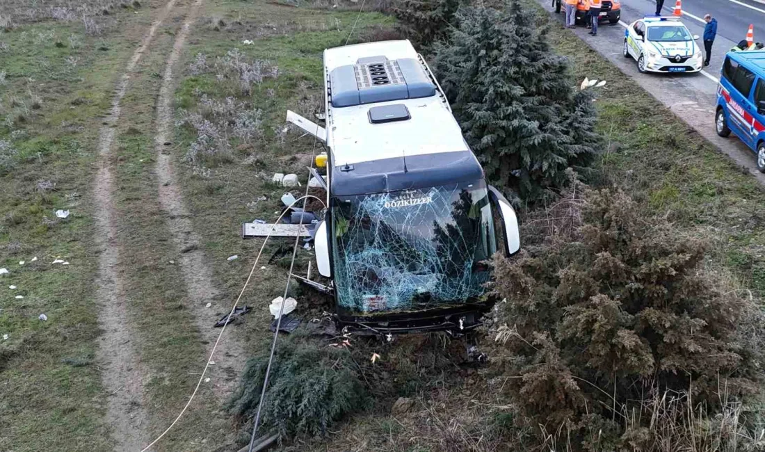 Çanakkale'de meydana gelen otobüs kazasında İskece Karnavalı'ndan dönen tur otobüsü