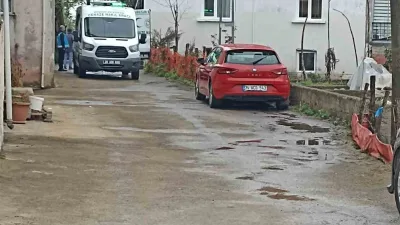 Giresun Merkez ilçesindeki Kayadibi Mahallesi'nde 21 yaşındaki H.D., evinin balkonunda