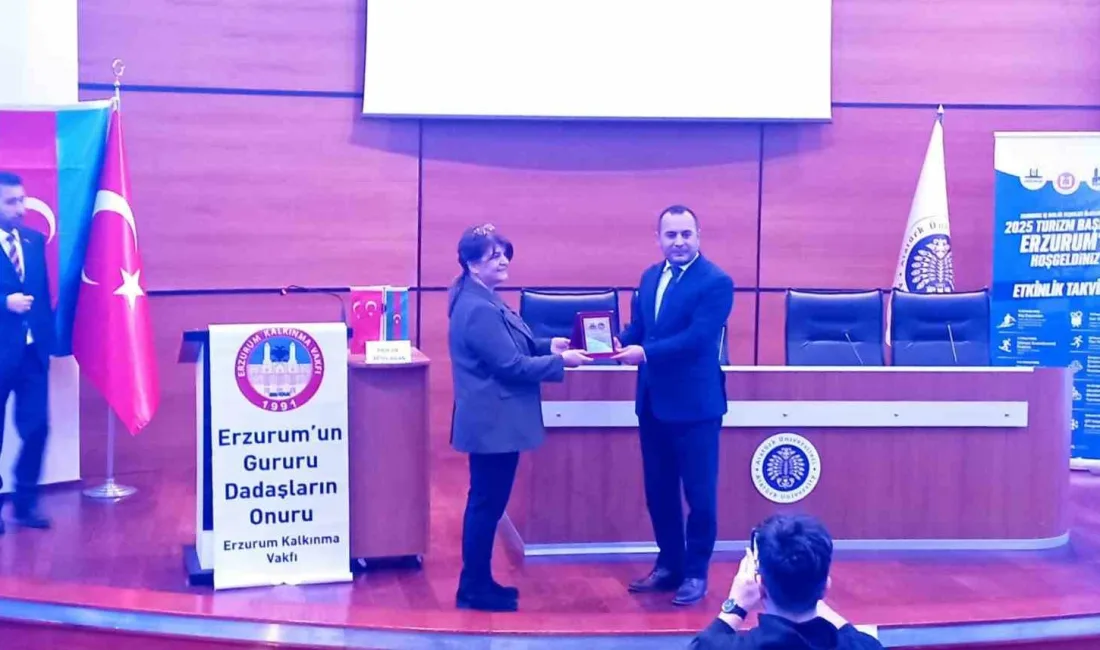 ER-VAK tarafından düzenlenen 'Kardaş Kömeği' konferansında duygusal anlar yaşandı. Prof.