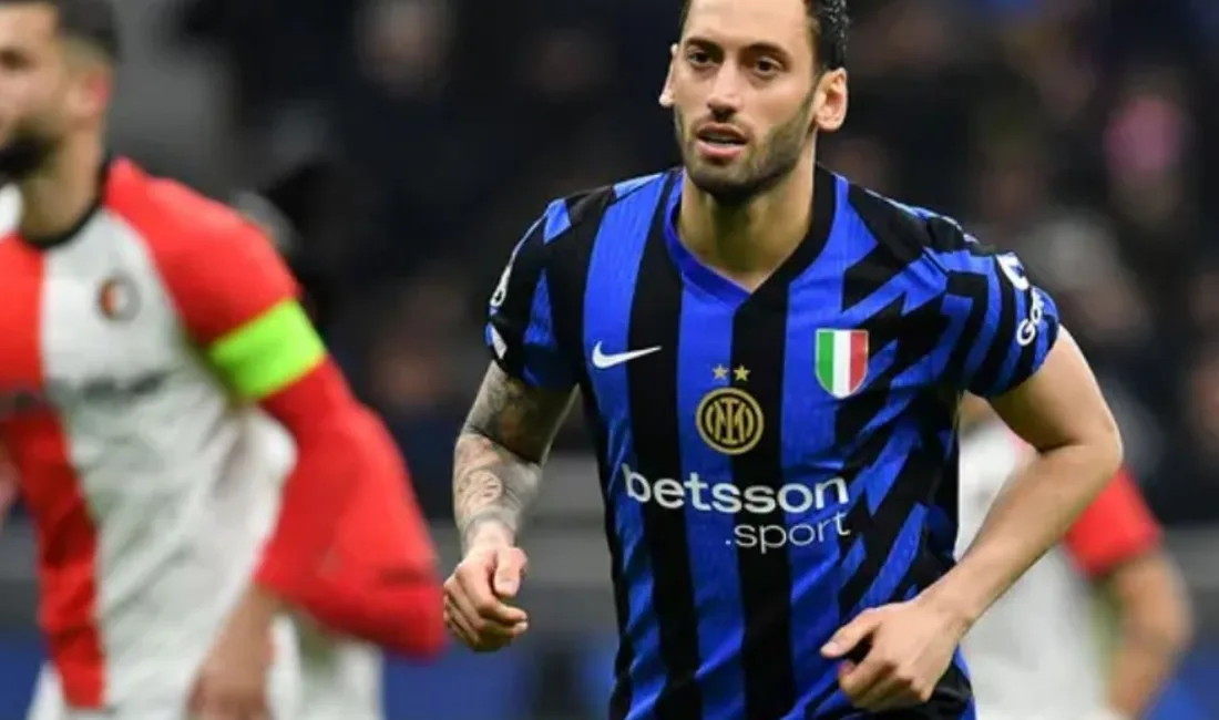 Hakan Çalhanoğlu ve arkadaşları Feyenoord'u 2-1 yenerek Inter'i Şampiyonlar Ligi'nde