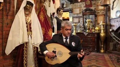 Erzurum Emniyet Müdürlüğü'nde görevli polis memurlarının "Haydi gel Erzurum’a gel"