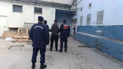 Kastamonu'da hırsızlık suçundan aranan K.A. isimli şahıs, jandarma ekipleri tarafından