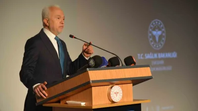 Eskişehir İl Sağlık Müdürü Doç. Dr. Yaşar Bildirici, obezitenin tanımı