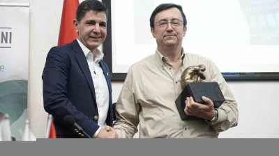 BOSİAD Başkanı Rasim Çağan, iş dünyasında farklı kuşakların bir arada