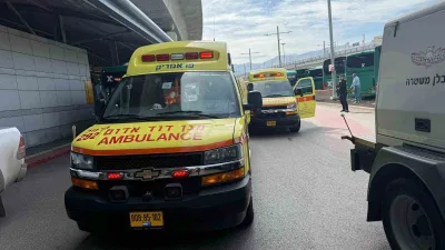 İsrail'de bir otobüs terminalinde gerçekleşen bıçaklı saldırıda 70'li yaşlardaki bir