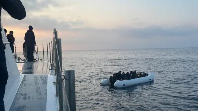 İzmir’in Seferihisar ilçesi açıklarında yasa dışı yollarla yurt dışına çıkmak