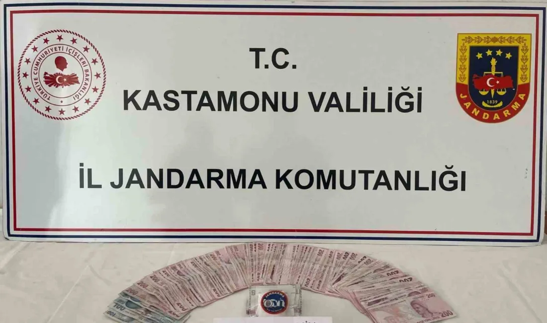 Kastamonu'da jandarma ekipleri tarafından uyuşturucu ticareti yaptığı belirlenen G.C. ve