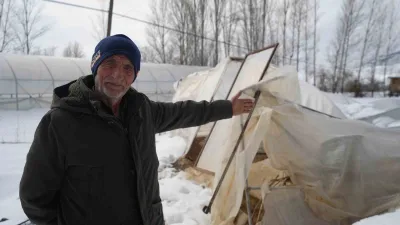 Bayburt'ta uzun yıllardır çiftçilik yapan İsmail Öksüz'ün 3 serası yoğun