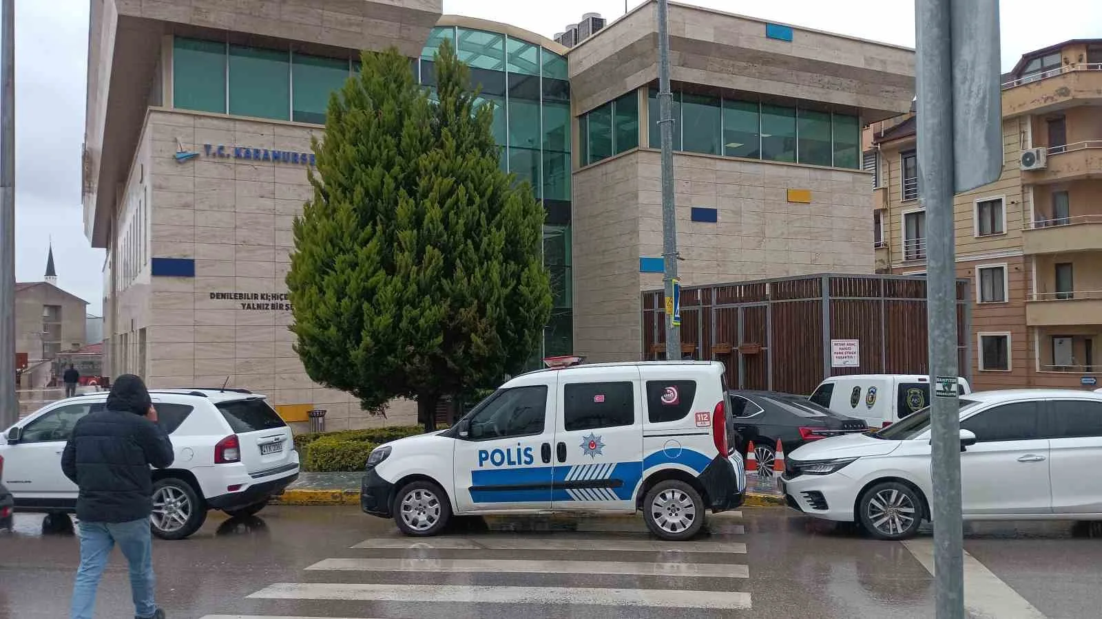 Kocaeli'de Karamürsel Belediyesi'nde çıkan ihale sonrası kavgada eski MHP İlçe