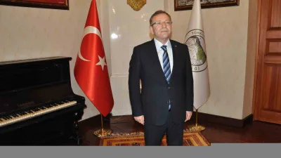 Kars Valisi Ziya Polat, Ramazan Bayramı öncesi 72 araç, 81