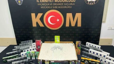 Kastamonu'da polis ekipleri tarafından gerçekleştirilen operasyonda çok sayıda gümrük kaçağı