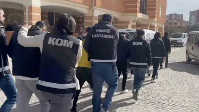 Kastamonu'da uyuşturucu operasyonunda M.B.Ç., H.A. ve N.Ç. adlı 3 şahıs