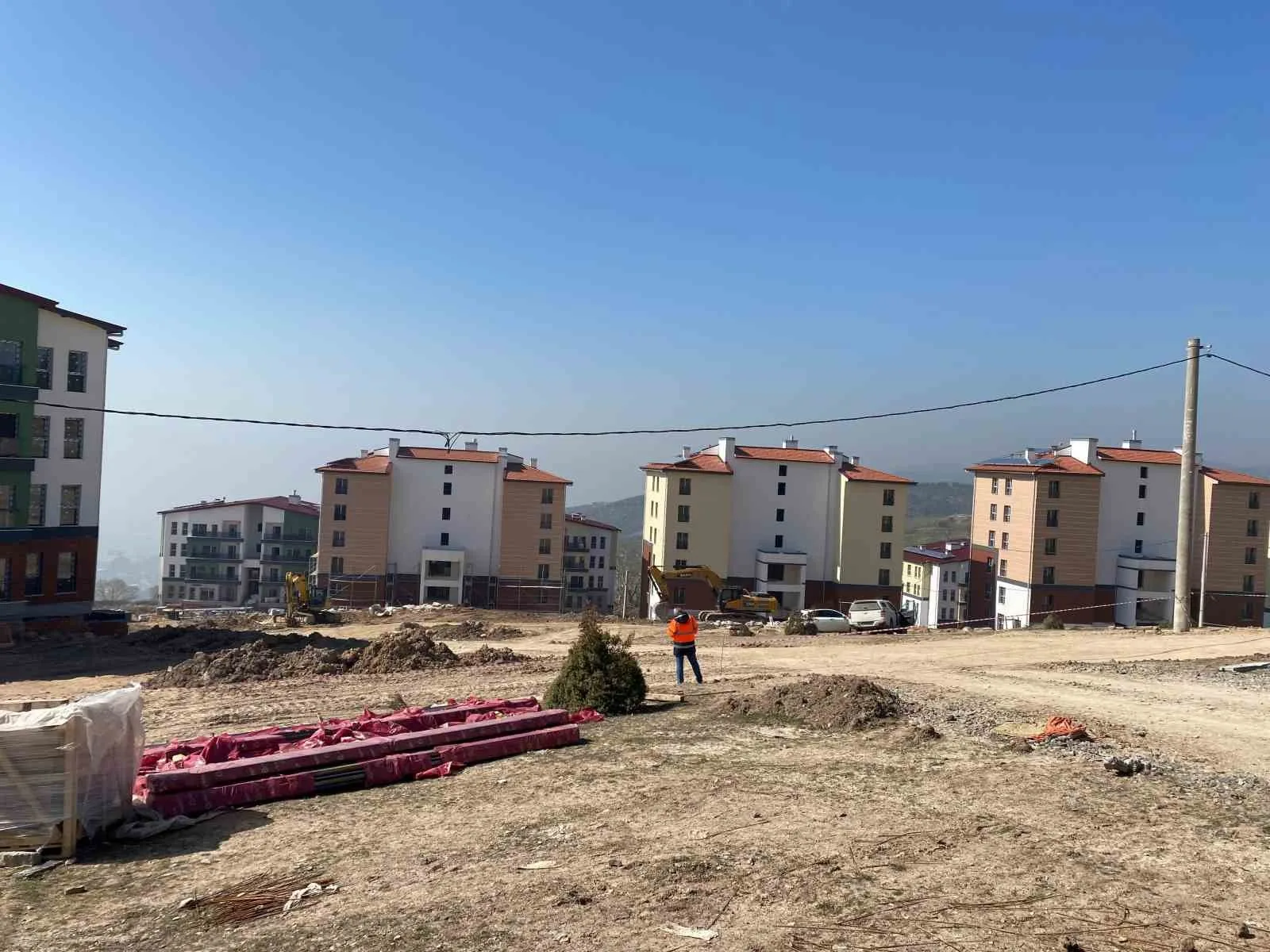 Kocaeli’nin Körfez ilçesinde şantiye alanında doğal gaz ana hattına zarar