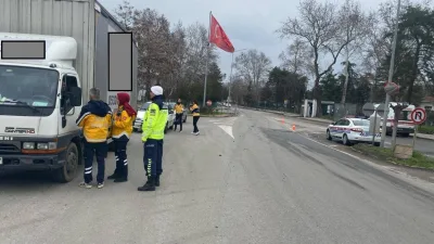 Kırklareli Jandarma Komutanlığı ekipleri, 20 bin 340 aracı denetleyerek 307