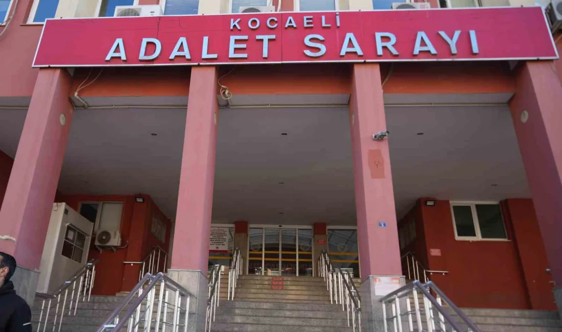 Kocaeli'de uyuşturucu satıcılığı iddiasıyla tutuklanan 7 sanık, suçlamaları reddederek sadece