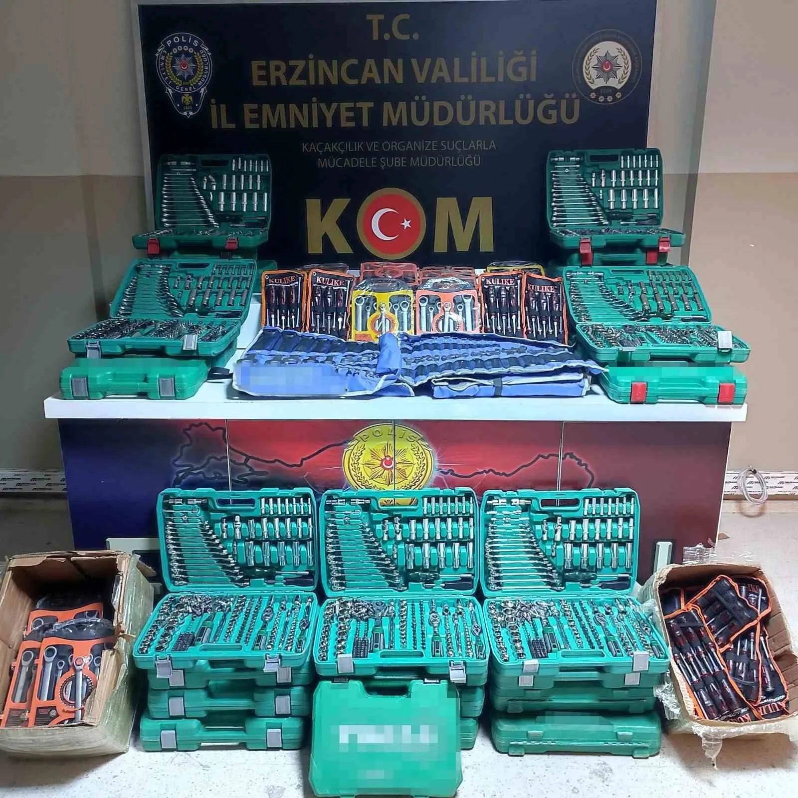 Erzincan'da kaçakçılıkla mücadele devam ediyor. Yapılan operasyonda çok sayıda kaçak