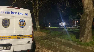 Kartepe ilçesinde parkta yaşanan olayda Hasan Hüseyin Osmanoğlu, belindeki silahla