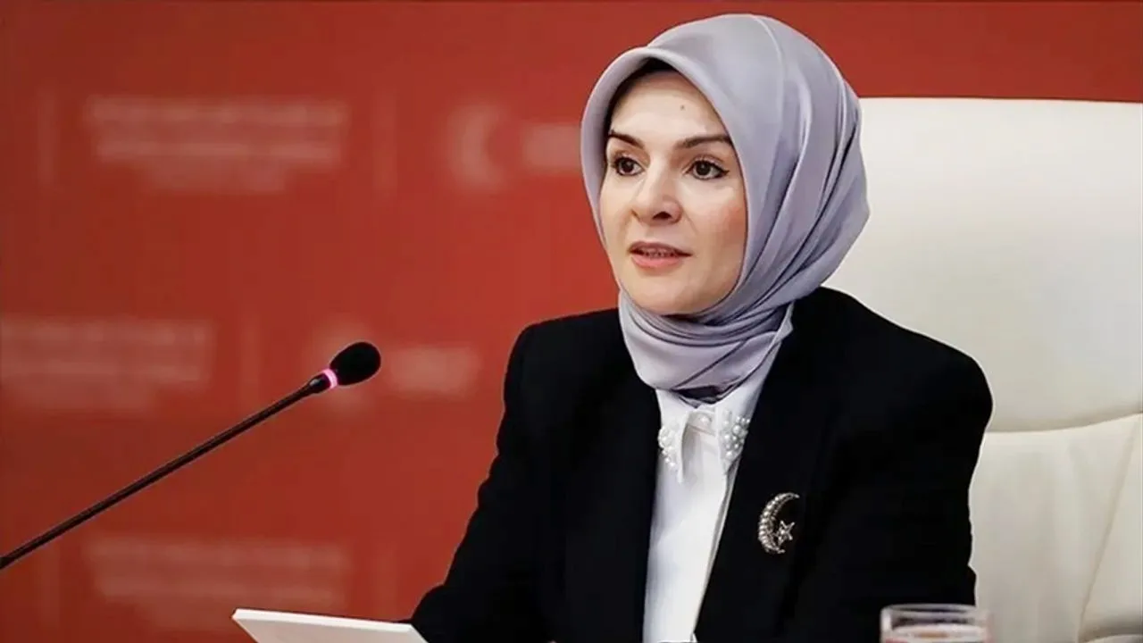 Aile ve Sosyal Hizmetler Bakanı Mahinur Özdemir Göktaş, kadınların iş