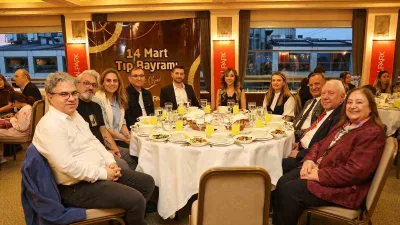 Medical Park Karadeniz Hastanesi hekimleri, 14 Mart Tıp Bayramı'nda Zorlu