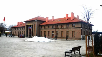 Erzurum'da sıcaklıklar artarken uzmanlar buzlanma, don ve çığ uyarısında bulundu.