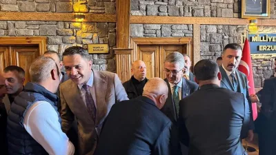 MHP Erzurum İl Başkanlığı'nda bayramlaşma töreni düzenlendi. Milletvekili Prof. Dr.