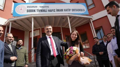 Milli Eğitim Bakanı Erzurum ziyaretinde matematik öğretmeni Esra Karaca'nın doğum