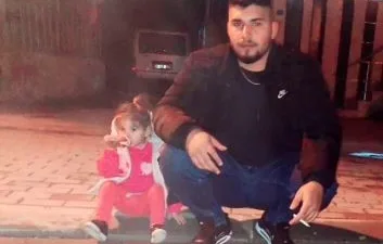 Denizli'de dereye düşerek hayatını kaybeden Nazlı Şeşen'in babasıyla çekilen son