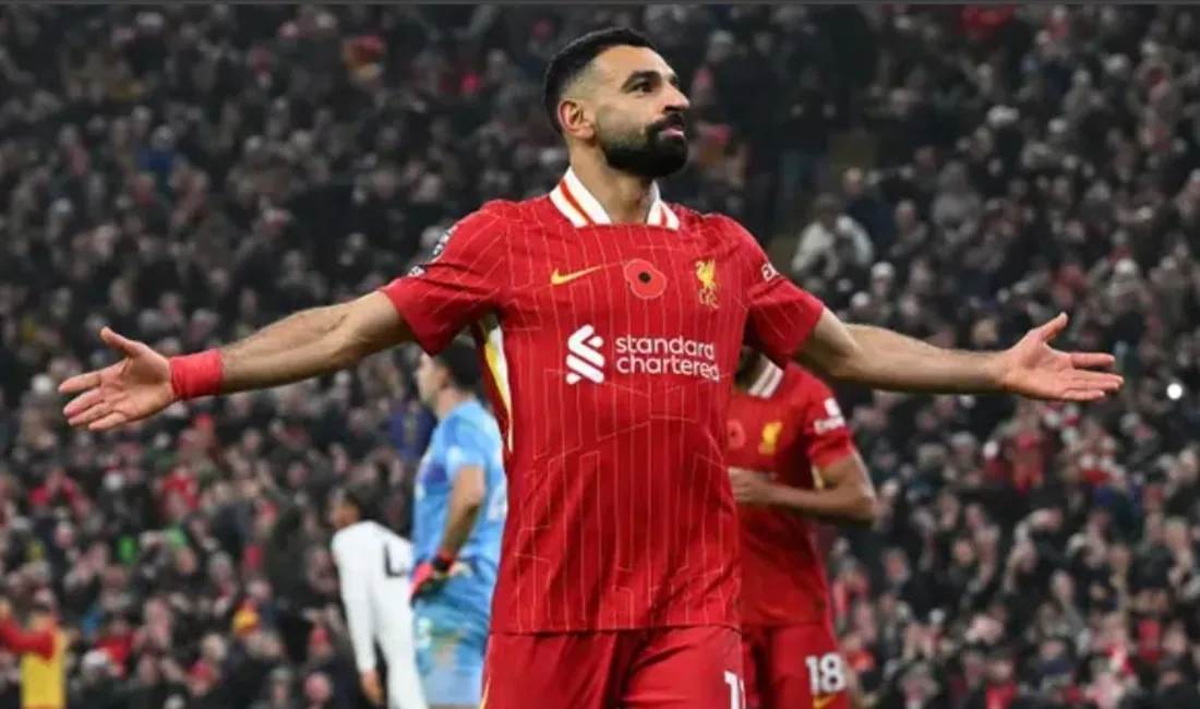 Mısırlı yıldız futbolcu Muhammed Salah, Liverpool tarihinin 3'üncü, Premier Lig'in