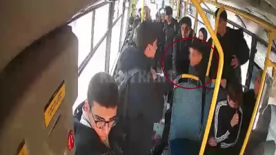 Kocaeli'nin Darıca ilçesinde okul çıkışında çıkan kavgada bir lise öğrencisi
