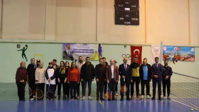 Oltu'nun düşman işgalinden kurtuluşunun 107. yıl dönümünde düzenlenen Tenis Turnuvası'nda
