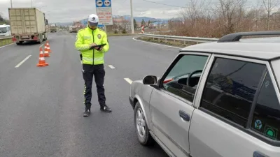 Ordu'da polis ekipleri, son bir haçta 11.990 aracı ve sürücüsünü