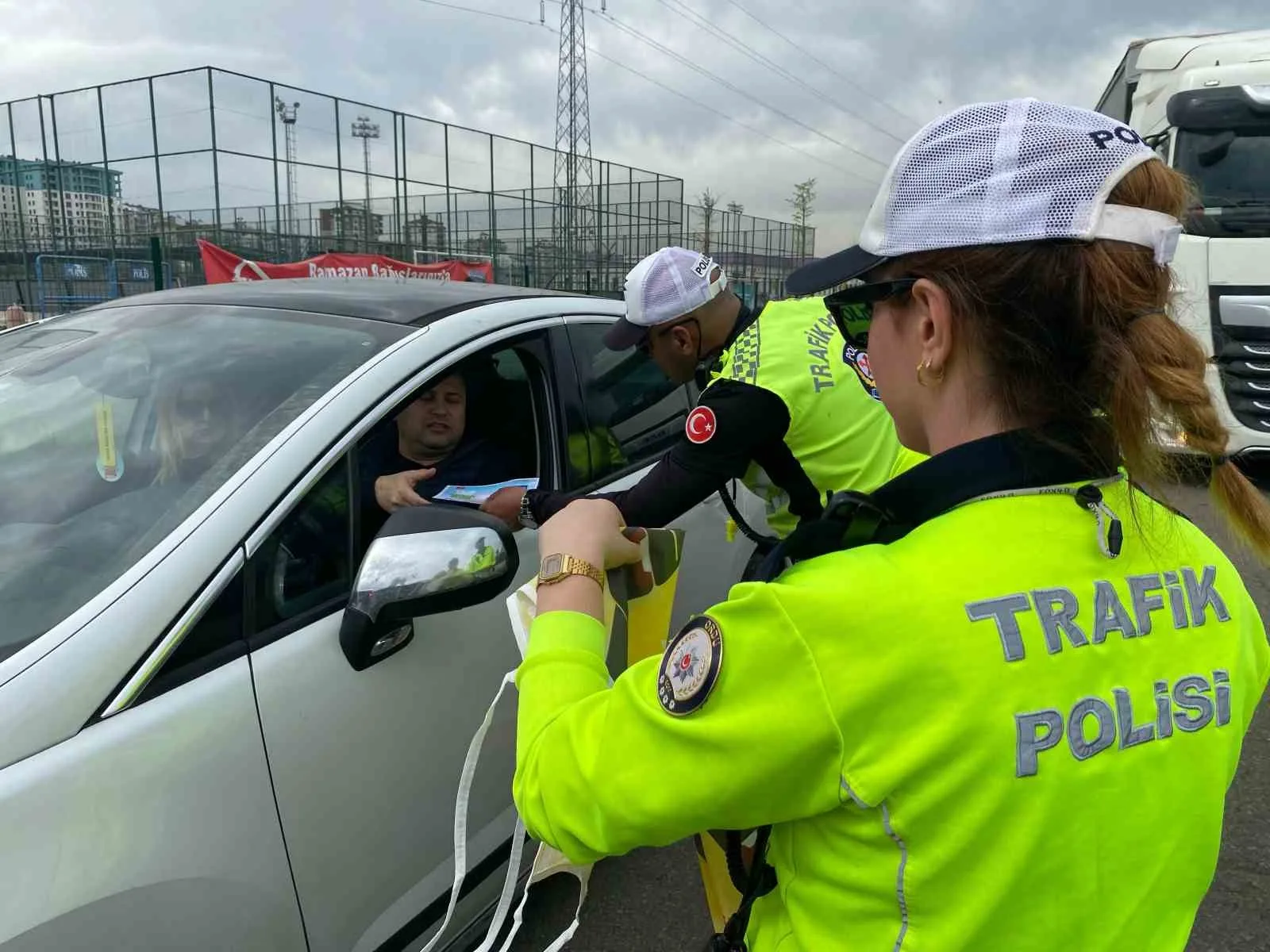 Ordu'da polis ekipleri Ramazan Bayramı öncesi trafik denetimlerini arttırdı. Ekipler,