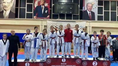 Osmaneli Atatürk Ortaokulu öğrencileri, Bilecik Yıldızlar İl Seçmesi'nde taekwondo branşında
